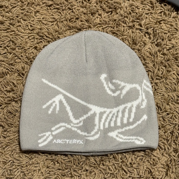 Arc’teryx Bird Head Toque - Picture 1 of 2
